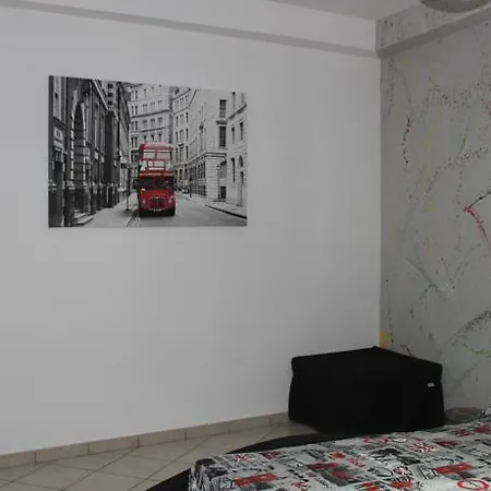 לינה וארוחת בוקר City Pompei Accommodations