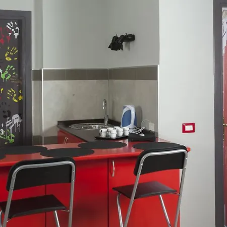 City Pompei Accommodations לינה וארוחת בוקר 3*